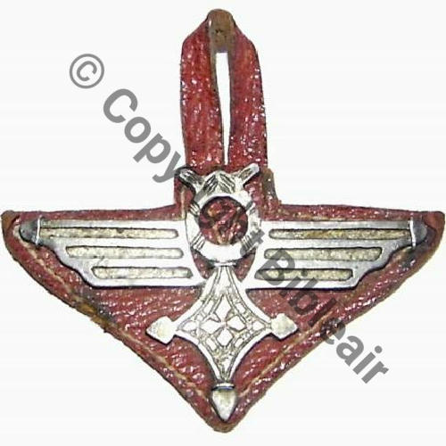 591 GAO.591 OUARGLA Type2  sans triangle en haut LOC  Agraffe sur cuir ARGENT..  50x30mm  152Eur(x2) Src.B.VOLIER